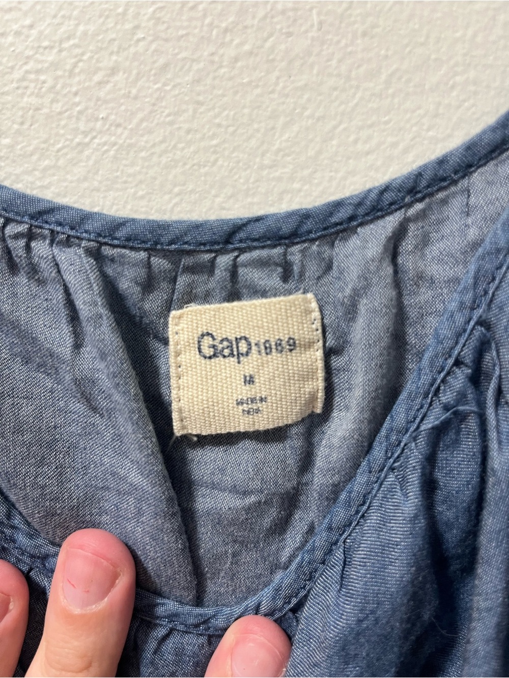 Gap Chambray Denim Spring Summer Tie Strap Cami Tank Top Scallop Edge Embroidery - Picture 6 of 6
